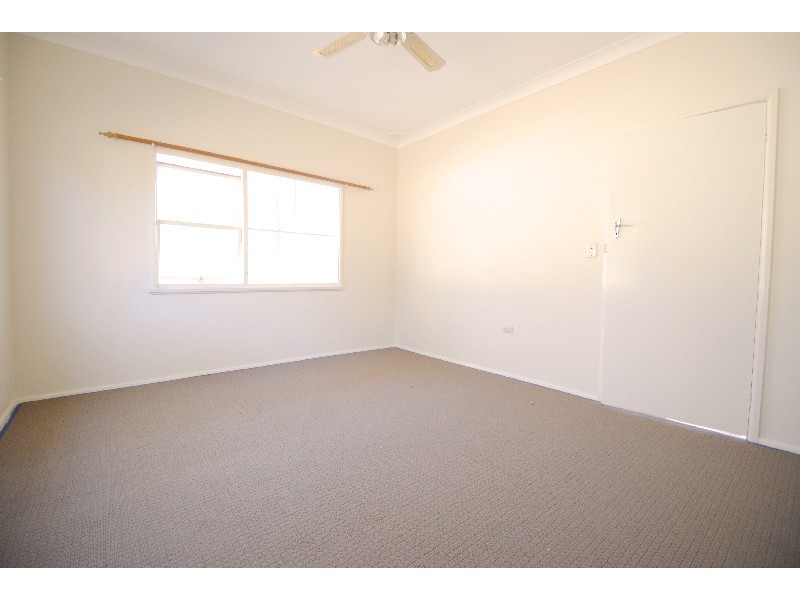 390 Bruce Cr, Wallarah NSW 2259
