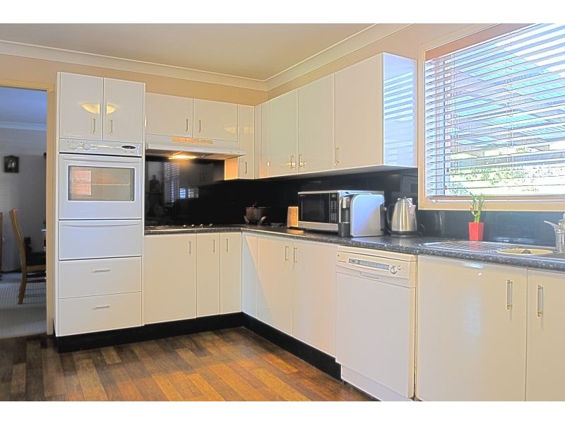 2 Vimiera Close, Norah Head NSW 2263