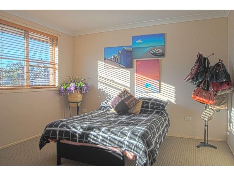 2 Vimiera Close, Norah Head NSW 2263