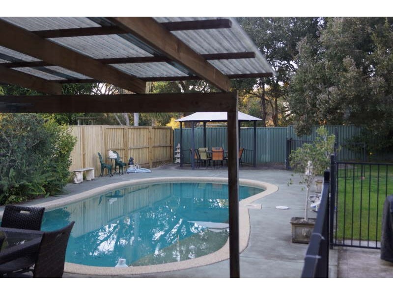 2 Vimiera Close, Norah Head NSW 2263