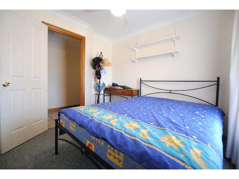 2/5 Day Dawn Place, Erina NSW 2250