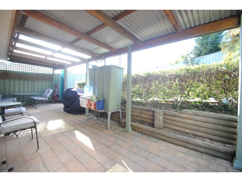 2/5 Day Dawn Place, Erina NSW 2250