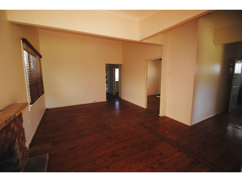 6 Soldiers Point Drive, Norah Head NSW 2263