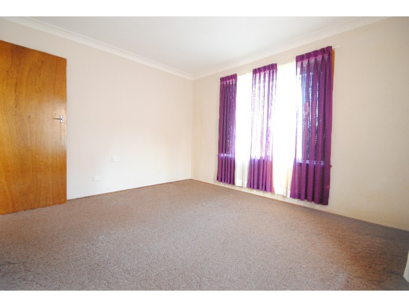 15 Montah Avenue, Berkeley Vale NSW 2261