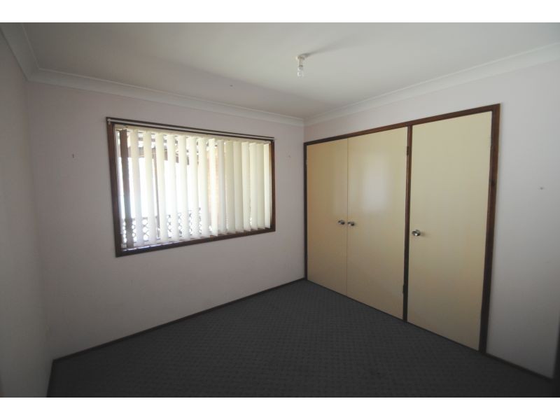 25a Haigh Close, Berkeley Vale NSW 2261