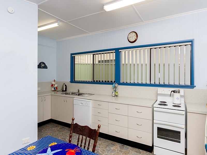 86 Diamond Head Drive, Budgewoi NSW 2262