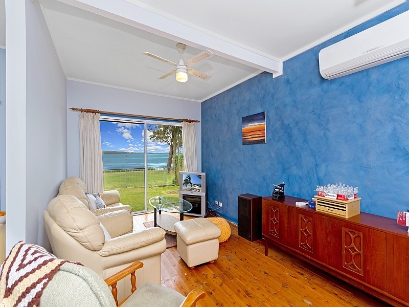 86 Diamond Head Drive, Budgewoi NSW 2262