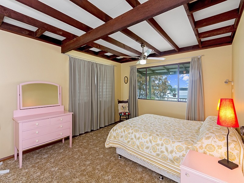 86 Diamond Head Drive, Budgewoi NSW 2262