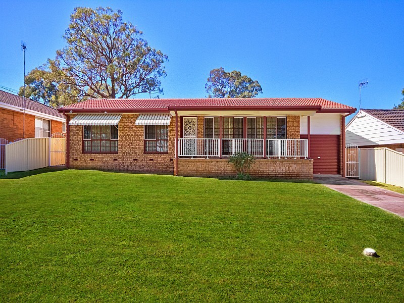 49 Swan Street, Kanwal NSW 2259