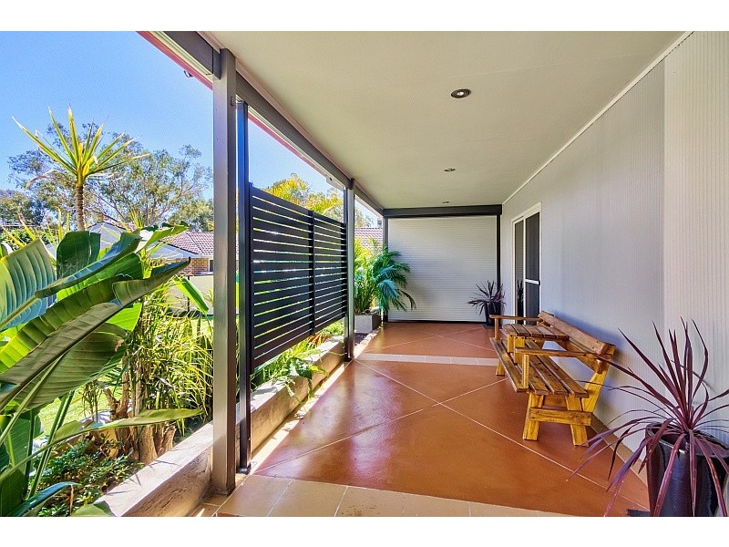 18 Leumeah Avenue, Chain Valley Bay NSW 2259