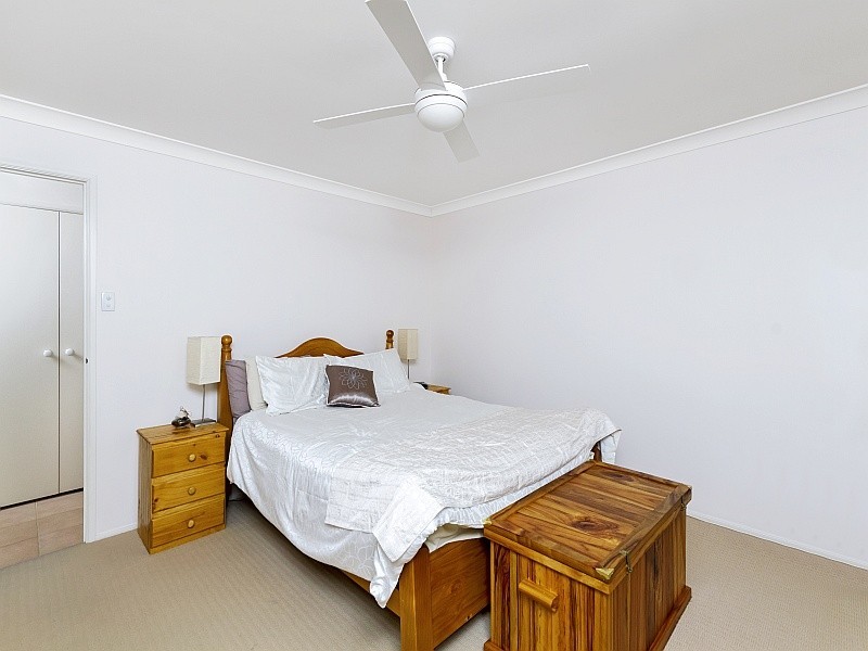 4 Linmar Close, Gwandalan NSW 2259