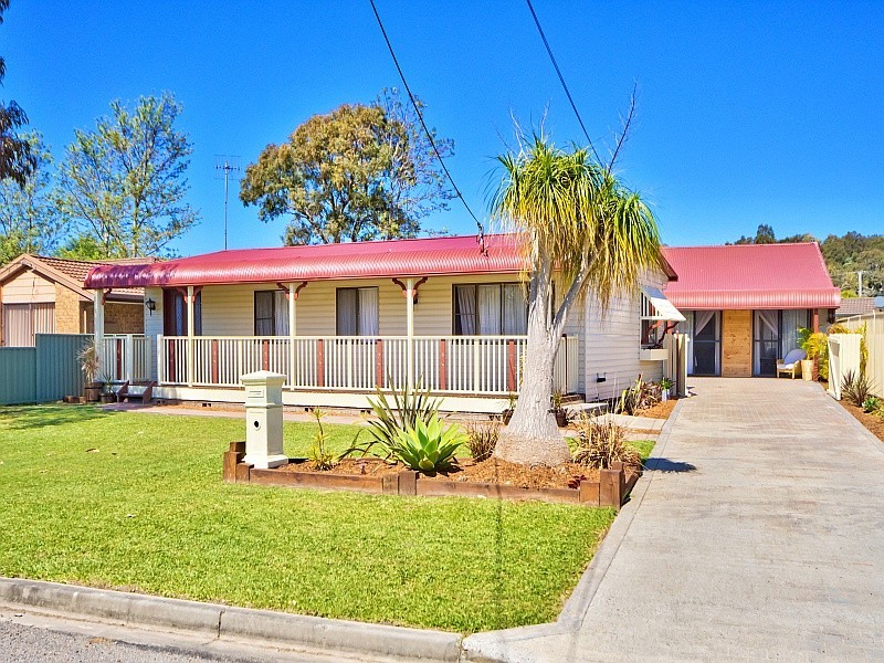 12 Jane Ellen Crescent, Chittaway Bay NSW 2261