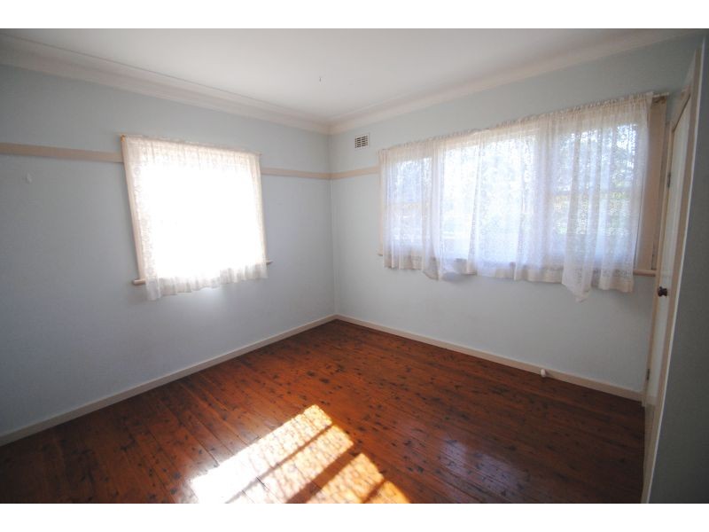 13 Resthaven Avenue, Charmhaven NSW 2263