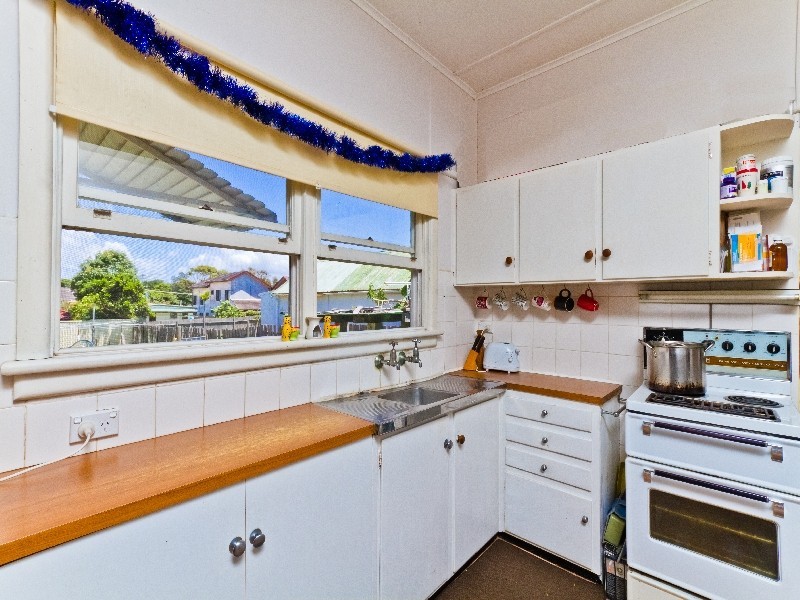 34 Victoria Avenue, Toukley NSW 2263