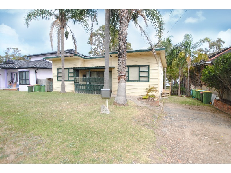30 Leonard Avenue, Toukley NSW 2263