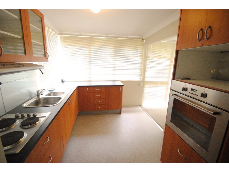 30 Leonard Avenue, Toukley NSW 2263