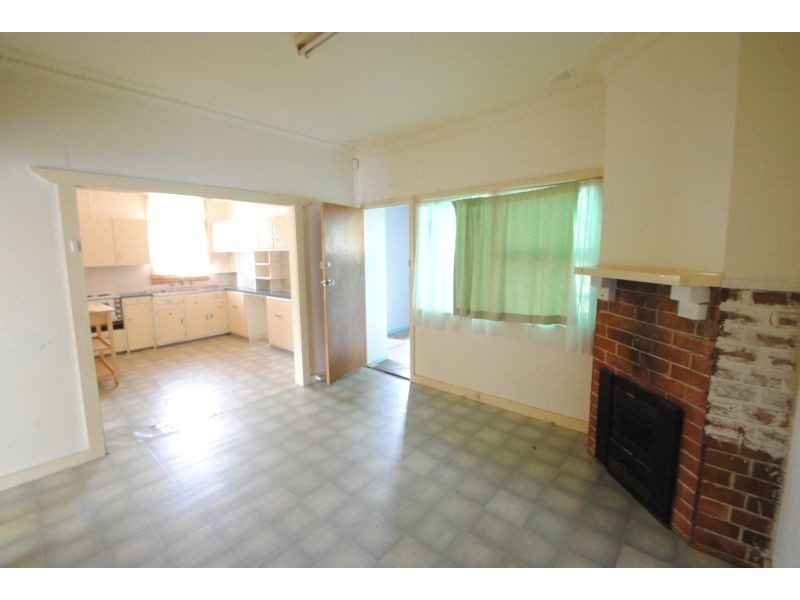 40 Moss Avenue, Toukley NSW 2263