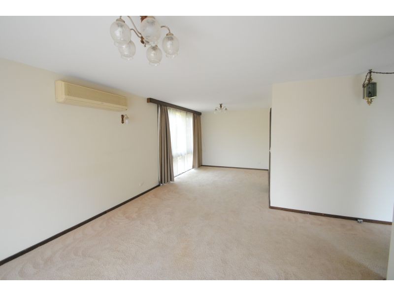 53 Hinemoa Avenue, Killarney Vale NSW 2261