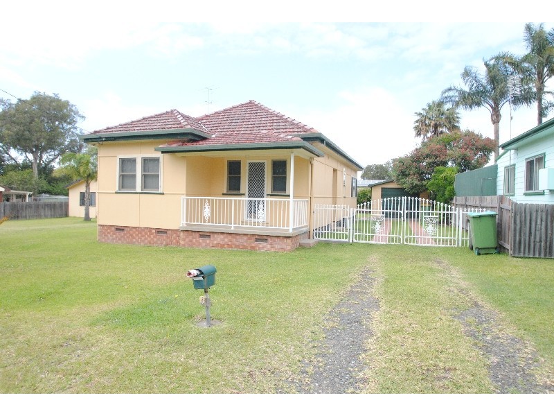 41 Second Avenue, Toukley NSW 2263