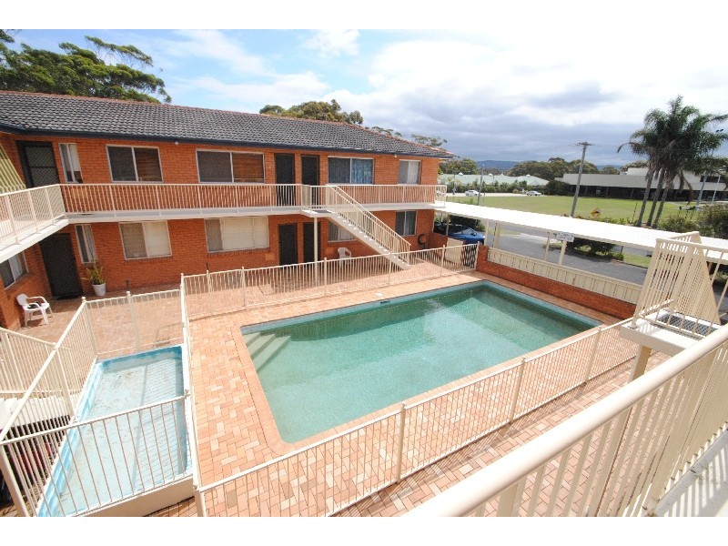 9/10-12 Bias Avenue, Bateau Bay NSW 2261