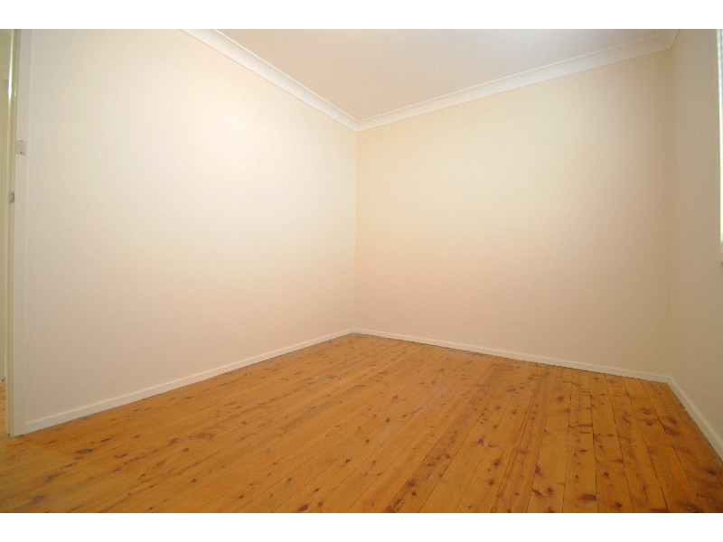 21 Angus Avenue, Wyoming NSW 2250