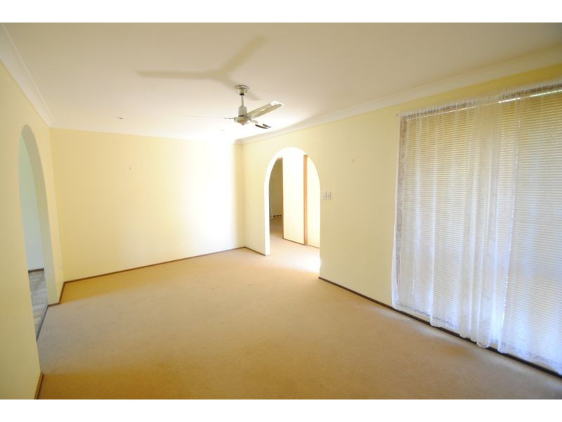 19 Ourringo Avenue, Lake Haven NSW 2263