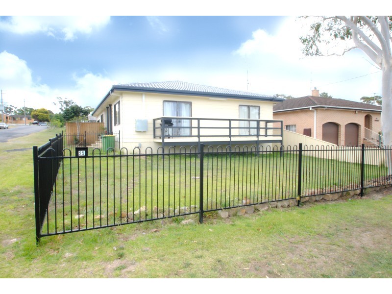 25 South Street, Killarney Vale NSW 2261