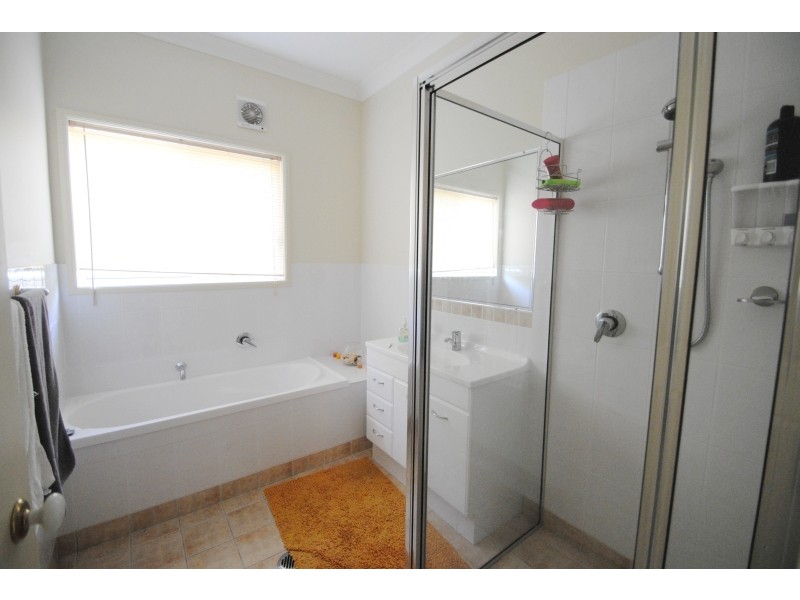 136 Buff Point Avenue, Buff Point NSW 2262