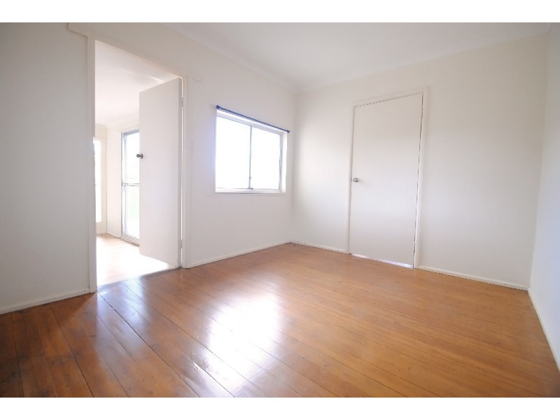 30 Kalulah Ave, Gorokan NSW 2263