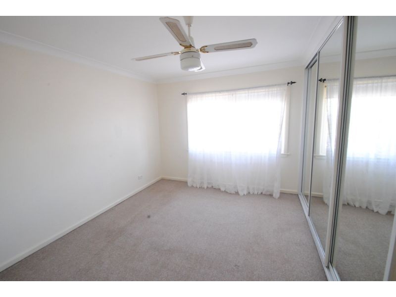 11 Jetty Avenue, Charmhaven NSW 2263