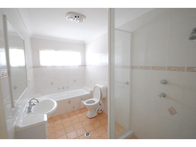 11 Jetty Avenue, Charmhaven NSW 2263