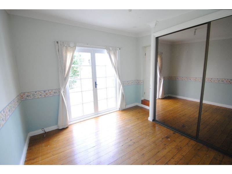 2 Seventh Avenue, Toukley NSW 2263