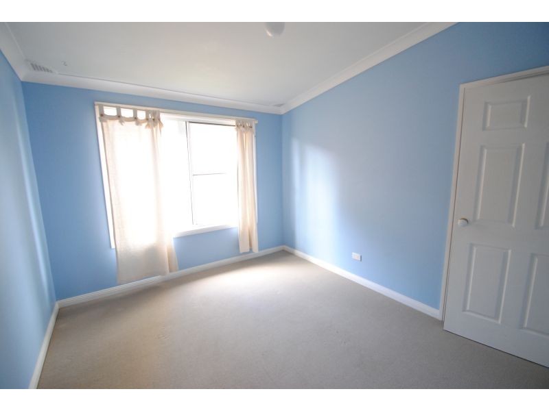 2 Seventh Avenue, Toukley NSW 2263