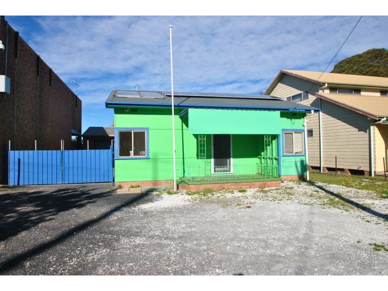 305 Main Road, Toukley NSW 2263