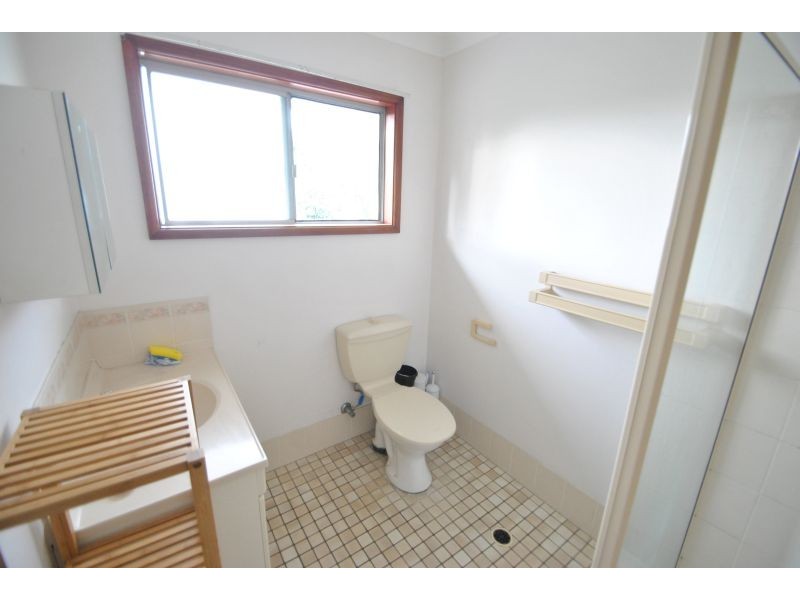 24 Fourth Avenue, Toukley NSW 2263