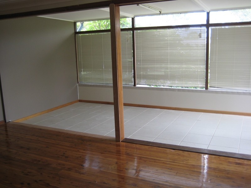 17 Victoria Ave, Toukley NSW 2263