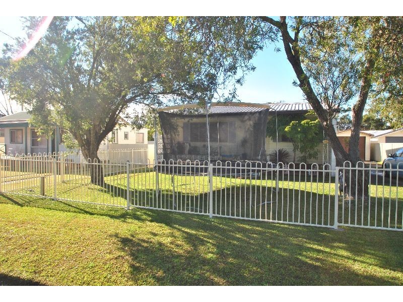 26 Watson Ave, Tumbi Umbi NSW 2261