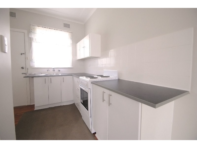 3/4 Lucinda Avenue, Killarney Vale NSW 2261