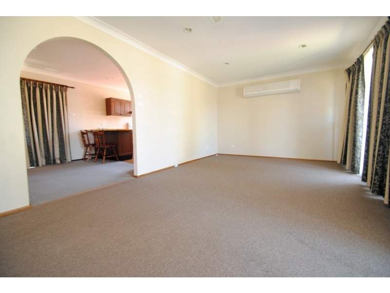 3 Spring Valley Ave, Gorokan NSW 2263