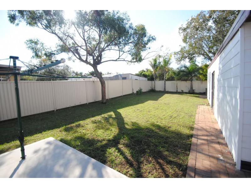 3 Spring Valley Ave, Gorokan NSW 2263
