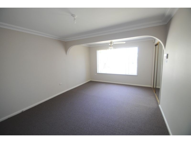 13 Victoria Avenue, Toukley NSW 2263