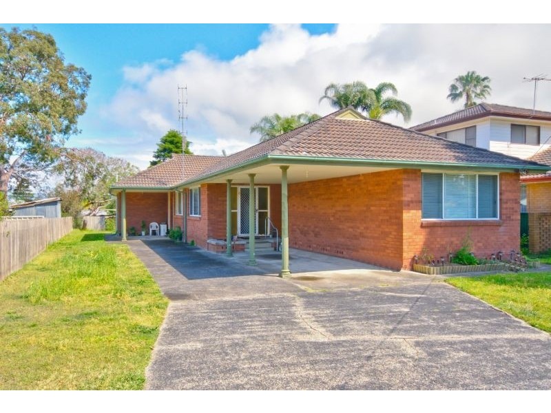 2/2 Read Street, Toukley NSW 2263