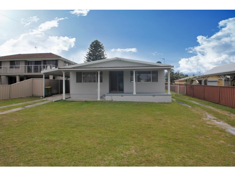 3 Lawson St, Norah Head NSW 2263