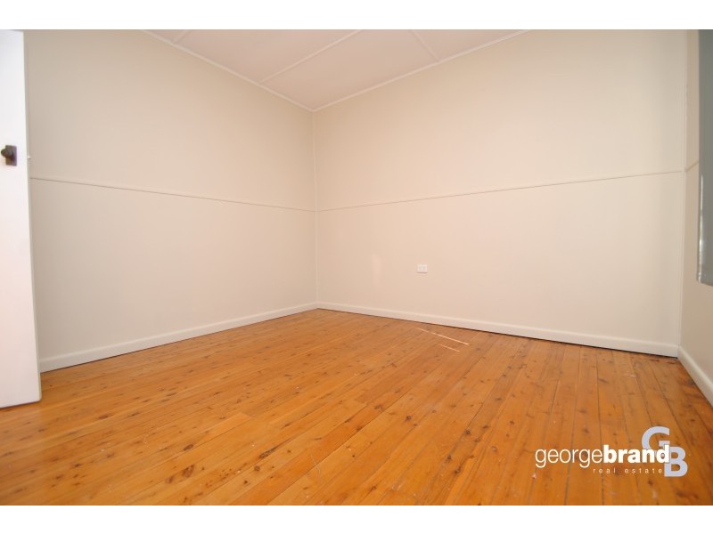 4 Yaralla Road, Toukley NSW 2263