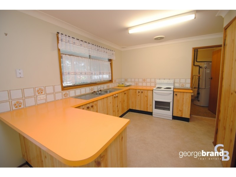 6 Azalea Close, Lake Munmorah NSW 2259