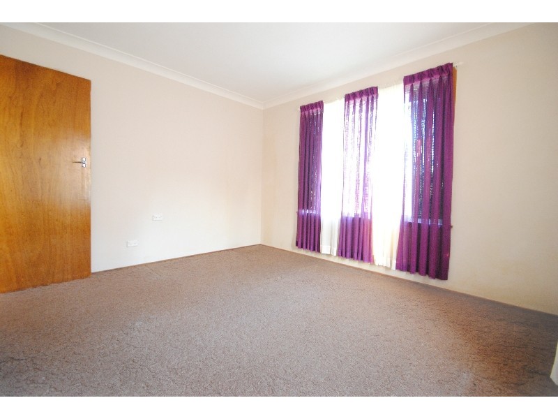 15 Montah Avenue, Berkeley Vale NSW 2261