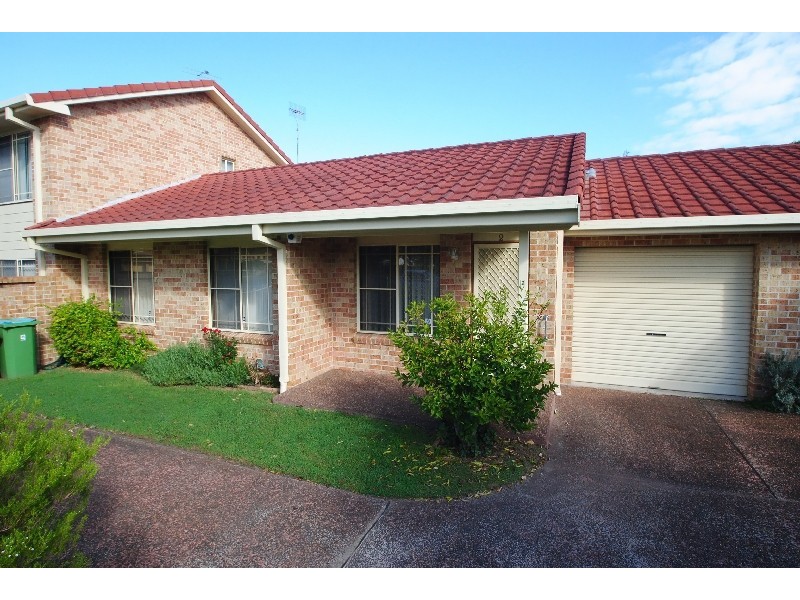 2/16 Crossingham Street, Toukley NSW 2263