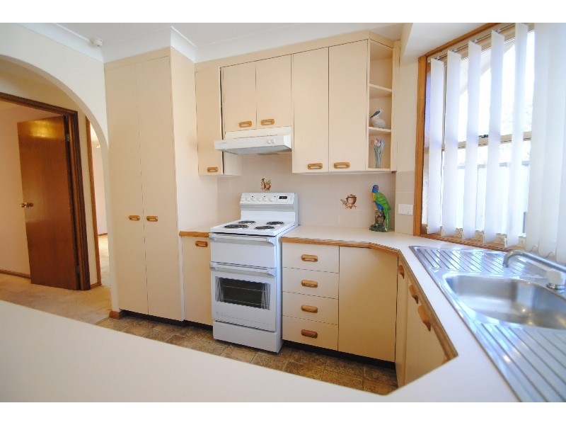 2/16 Crossingham Street, Toukley NSW 2263