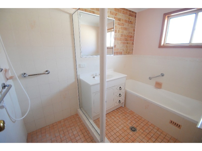 2/16 Crossingham Street, Toukley NSW 2263