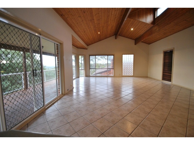 15 Kipling Drive, Bateau Bay NSW 2261